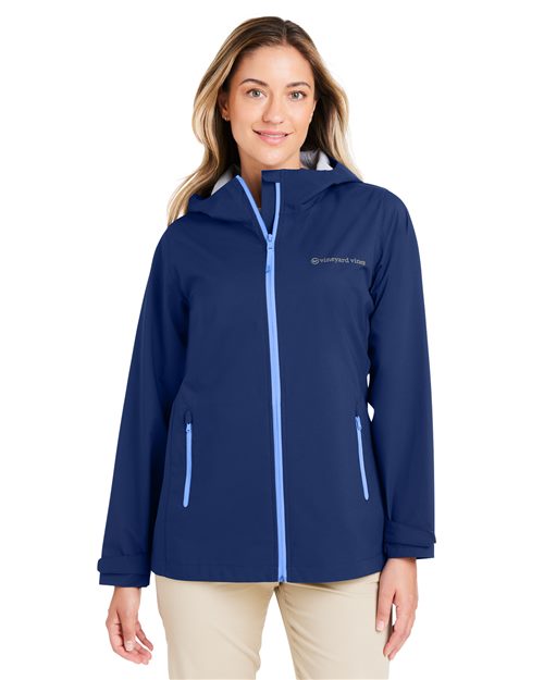 vineyard vines. Women's Rain Shell Jacket. O001805