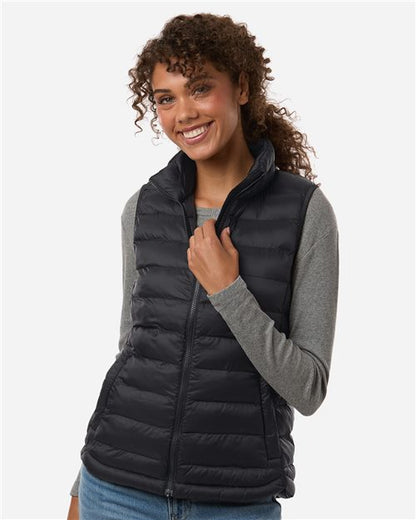 Weatherproof. Women's Lightweight Poly-filled Packable Vest. W26717