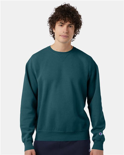 Champion. Garment-Dyed Crewneck Sweatshirt. CD400