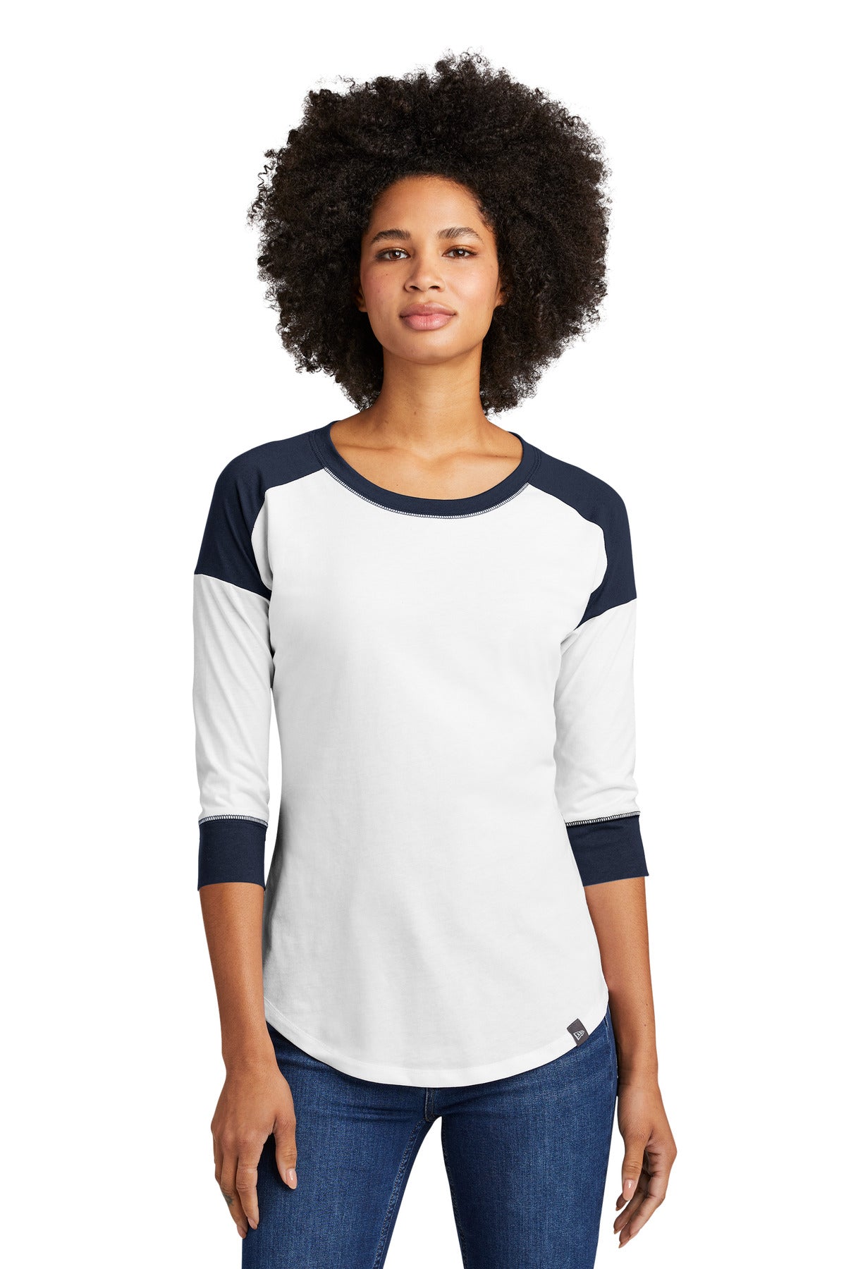 New Era  Women's Heritage Blend 3/4-Sleeve Baseball Raglan Tee. LNEA104